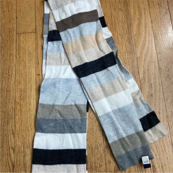 GAP stripe Scarf - Picture 1 of 6